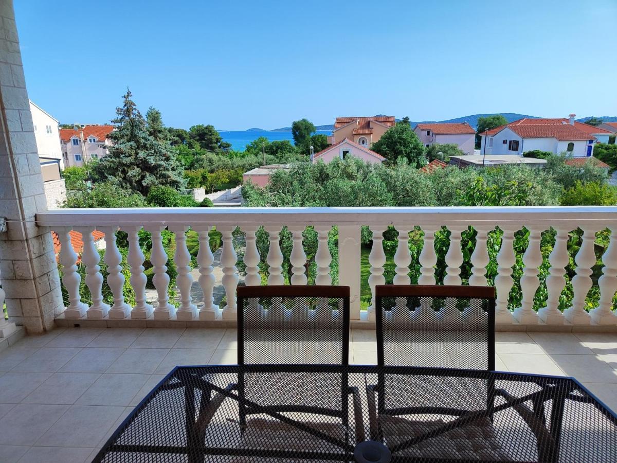 Apartmani Seka Vodice Exterior foto